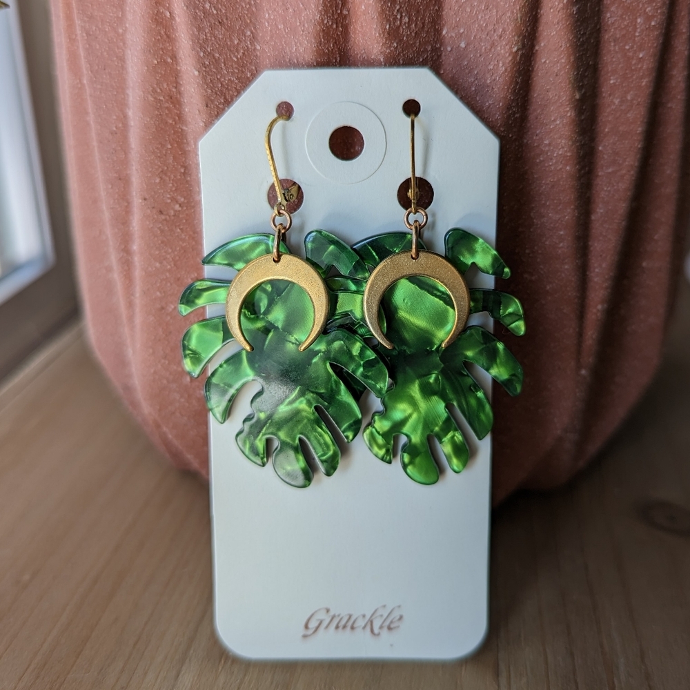 Grackle Jewelry Belem Monstera Leaf Earrings - New with Tags